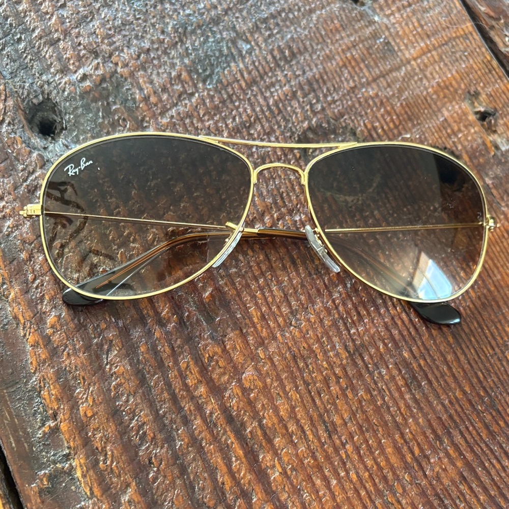 Ray-Ban Gold Frame Brown Gradient Aviator Sunglasses